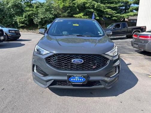 2021 Ford Edge ST