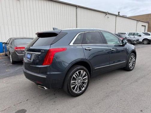 2019 Cadillac XT5 LUXURY