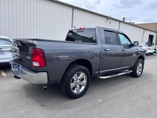 2018 RAM 1500 SLT