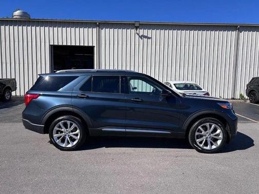 2023 Ford Explorer PLATINUM