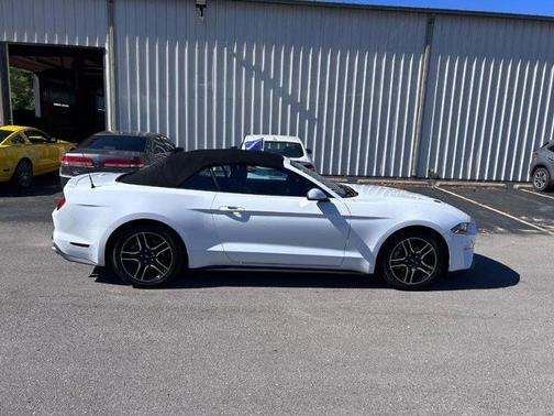 2023 Ford Mustang ECOBOOST PREMIUM