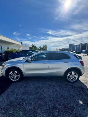 Iridium Silver Metallic 2020 Mercedes-Benz GLA 250 Base