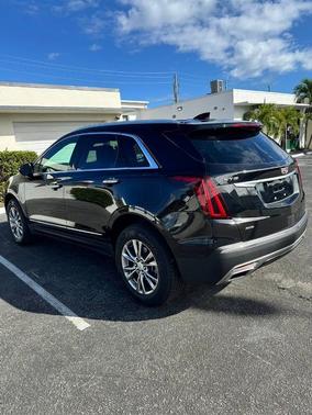 2022 Cadillac XT5 Premium Luxury