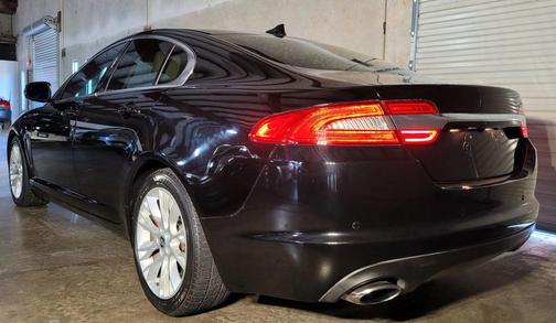 2013 Jaguar XF Base