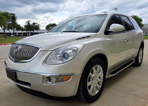 Pearl 2011 Buick Enclave 2XL