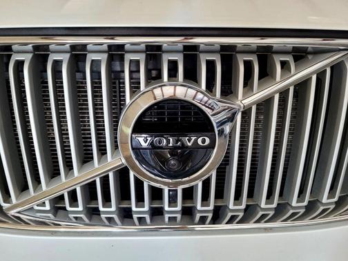 2018 Volvo XC90 T6 Inscription