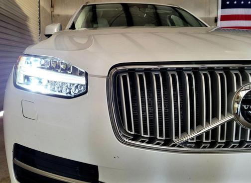 2018 Volvo XC90 T6 Inscription