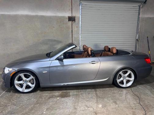 2012 BMW 335 335i Convertible 2D