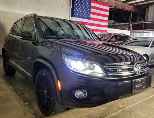 2014 Volkswagen Tiguan Auto R-Line