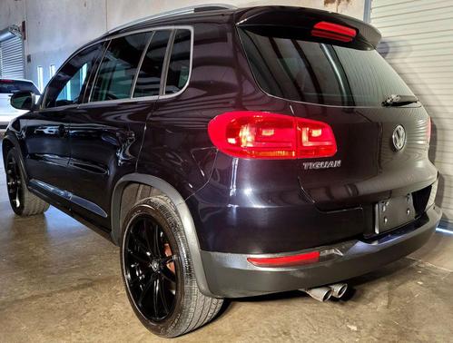 2014 Volkswagen Tiguan Auto R-Line