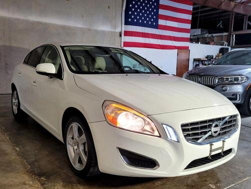 2012 Volvo S60 T5