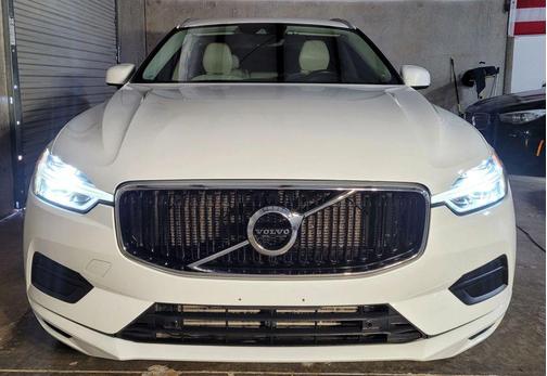 2020 Volvo XC60 T5 Momentum