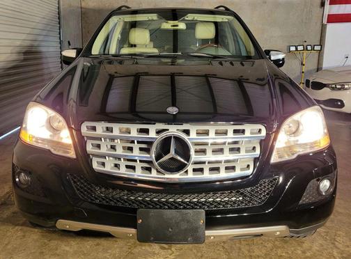 2010 Mercedes-Benz M-Class ML 350 Sport Utility 4D
