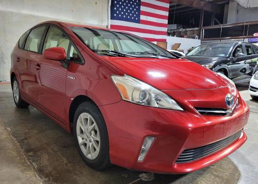 2013 Toyota Prius v Two