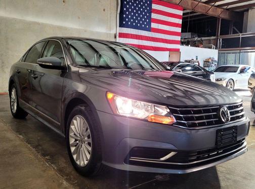 2016 Volkswagen Passat 1.8T SE