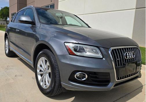 Gray 2015 Audi Q5 2.0T Premium Plus