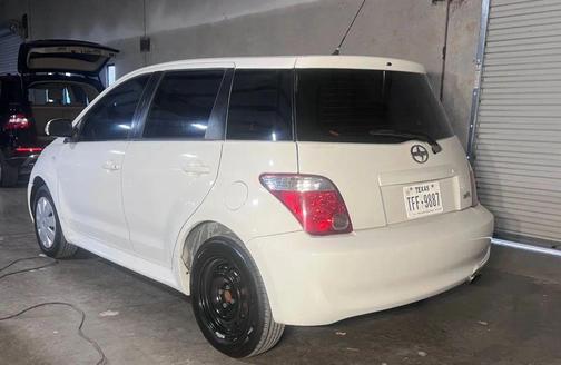 2006 Scion xA Hatchback 4D