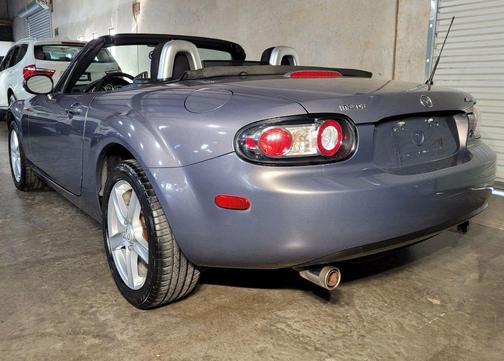2006 Mazda MX-5 Miata Touring