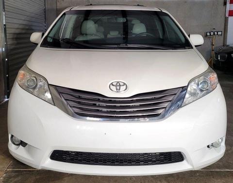 2016 Toyota Sienna XLE