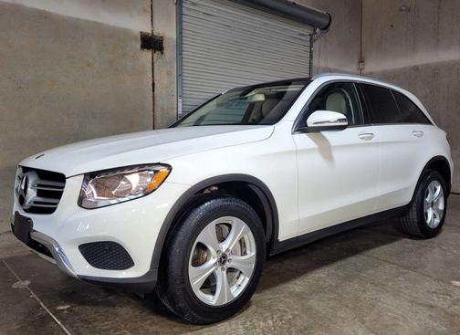 2018 Mercedes-Benz GLC 300 Base