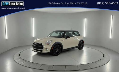 2017 MINI Hardtop Cooper