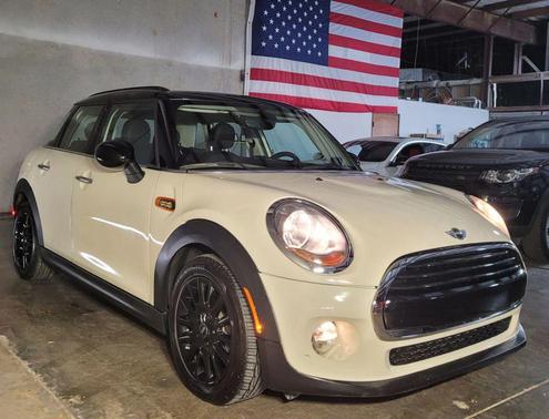 2017 MINI Hardtop Cooper