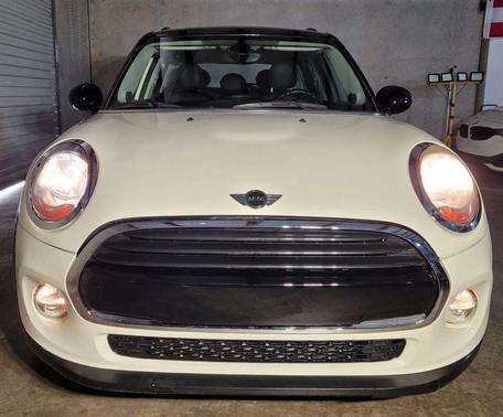 2017 MINI Hardtop Cooper