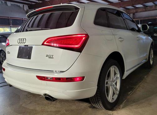 2015 Audi Q5 2.0T Premium Plus