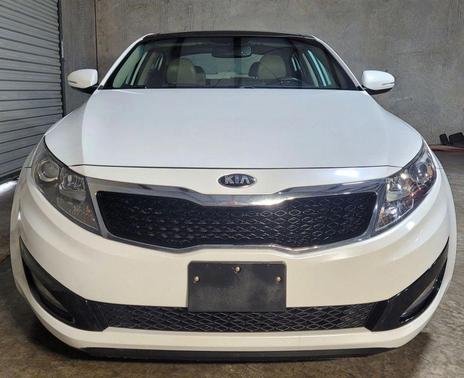 Snow White Pearl 2013 Kia Optima EX