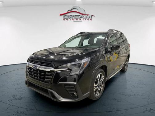 Crystal Black Silica 2024 Subaru Ascent Limited 7-Passenger