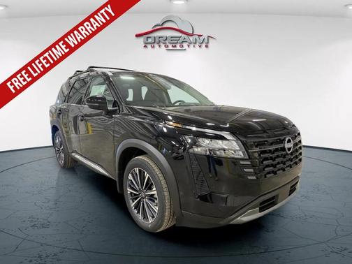 Super Black 2026 Nissan Pathfinder Platinum