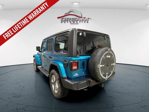 Bikini Pearlcoat 2019 Jeep Wrangler Unlimited Sahara