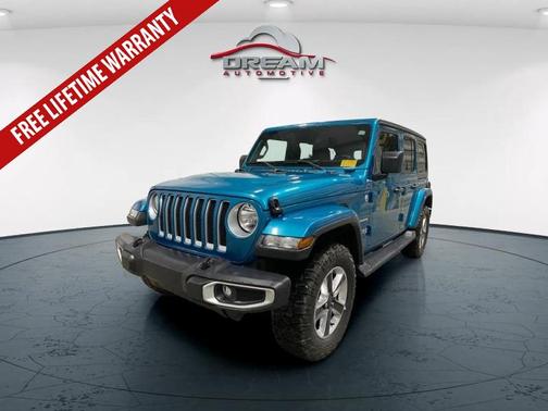 Bikini Pearlcoat 2019 Jeep Wrangler Unlimited Sahara