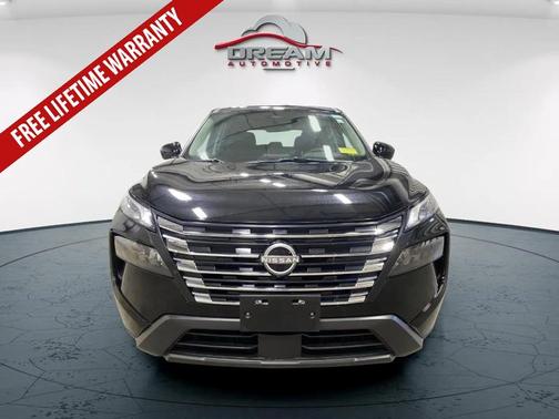 Super Black 2025 Nissan Rogue SV