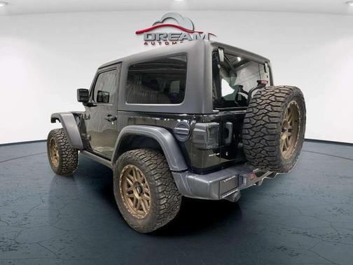 Black Clearcoat 2018 Jeep Wrangler Rubicon