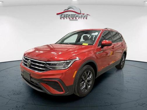 Kings Red Metallic 2023 Volkswagen Tiguan 2.0T SE