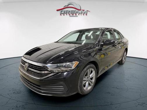 Deep Black Pearl 2024 Volkswagen Jetta 1.5T SE