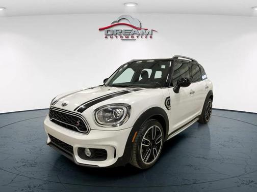 Light White 2018 MINI Countryman Cooper S