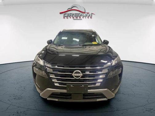 Super Black 2024 Nissan Rogue SL
