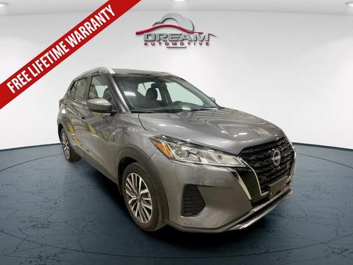 Gun Metallic 2024 Nissan Kicks SV