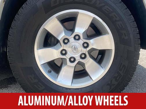 Blizzard Pearl Metallic 2013 Toyota 4Runner SR5