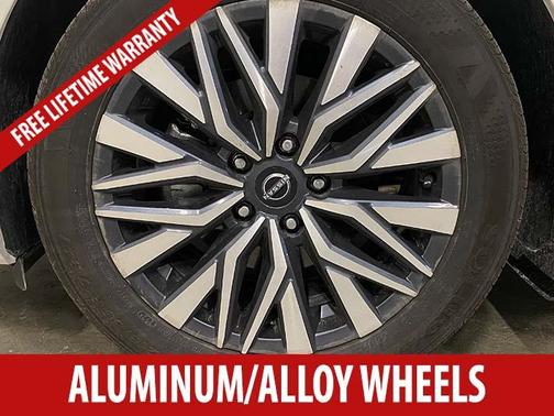 Pearl White Tricoat 2025 Nissan Altima SV FWD