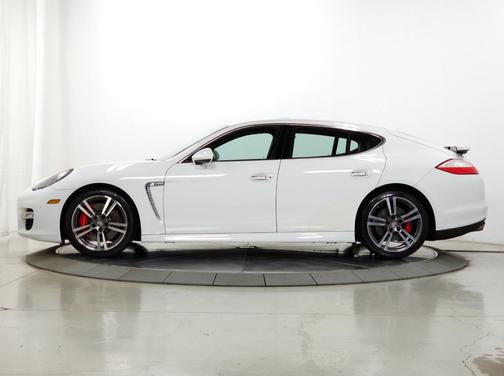 2013 Porsche Panamera Turbo