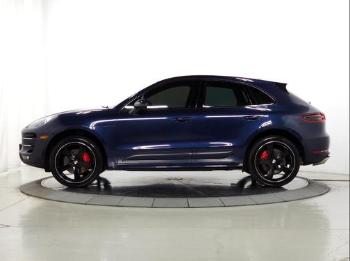 2015 Porsche Macan Turbo