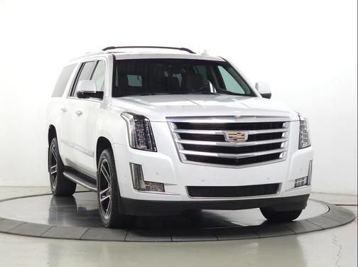2017 Cadillac Escalade ESV Luxury
