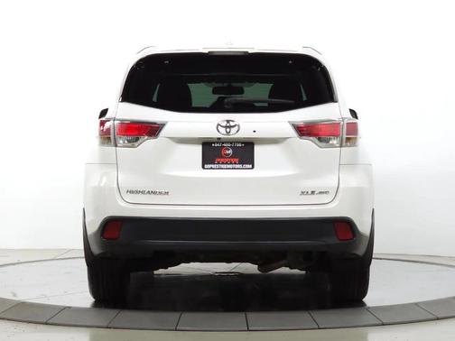 Blizzard Pearl 2016 Toyota Highlander XLE