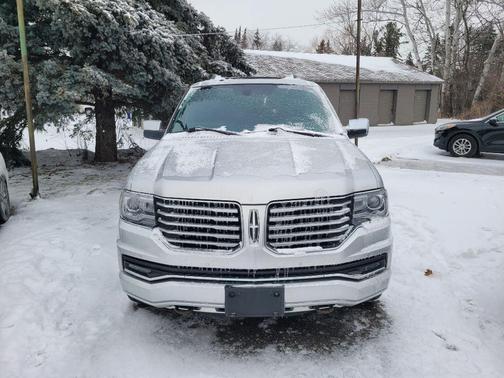2017 Lincoln Navigator Select