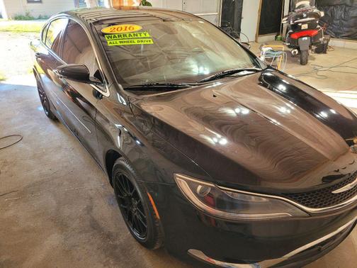 2016 Chrysler 200 C