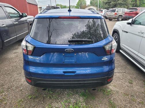 BLUE 2018 Ford Escape SE