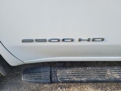 2020 GMC Sierra 2500 SLE